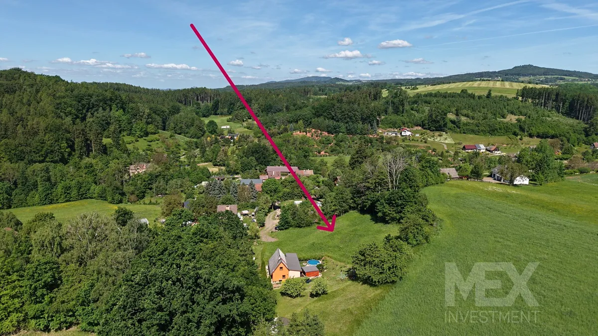 Prodej stavebního pozemku 2205 m²